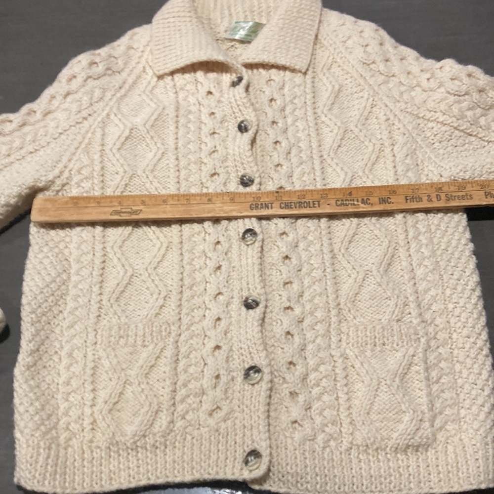 beautiful vintage Quill hand knit Irish wool fisherman’s sweater S? - Picture 9 of 9